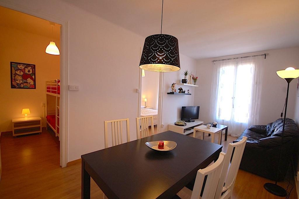 Lets Holidays Apartment Barcelona Near Beach Pokoj fotografie
